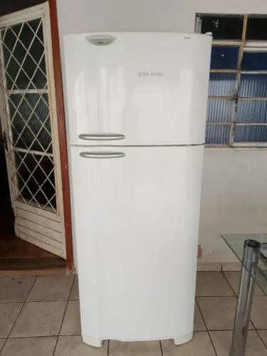 Geladeira 220vlts 