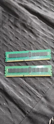 16gb 8x2 (dois pentes de 8gb DDR3) ECC