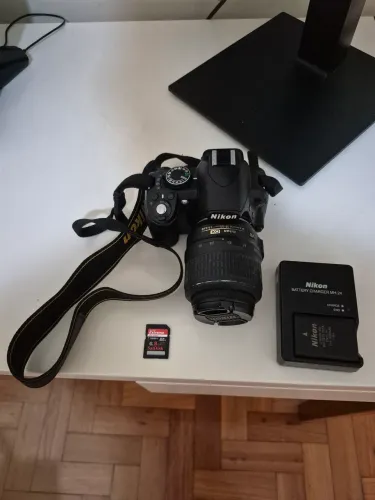 Câmera Fotográfica Nikon D3100