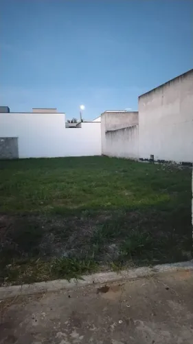 Vendo terreno Loteamento Santa Clara( Crispim)