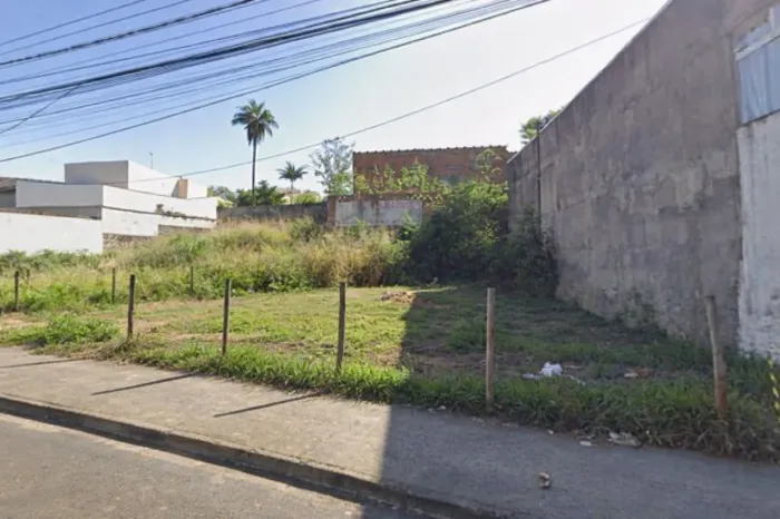 Área para alugar, 600 m² por R$ 6.000/mês - Cidade Jardim - Uberlândia/MG