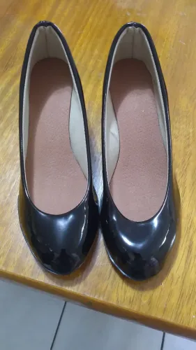 Vendo sapato juvenil preto 33x34 novo