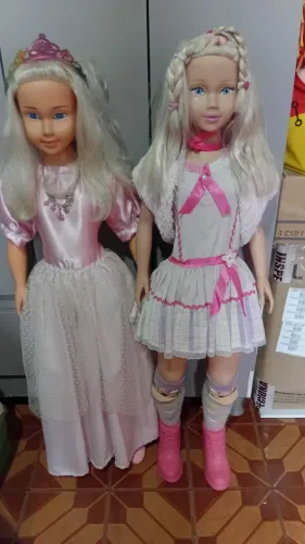 Boneca Stefany 1m 200,00 cada uma. Atenção escolha o modelo preferido