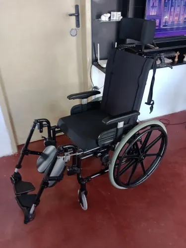 Cadeira de rodas alumínio reclinável