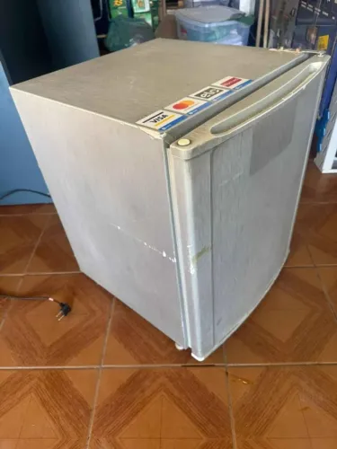 Frigobar 79 Litros - Electrolux - Usado