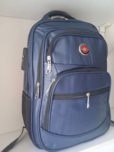 Mochila couro unixex frete grátis e parcelamos em até 2x sem juros no cartão