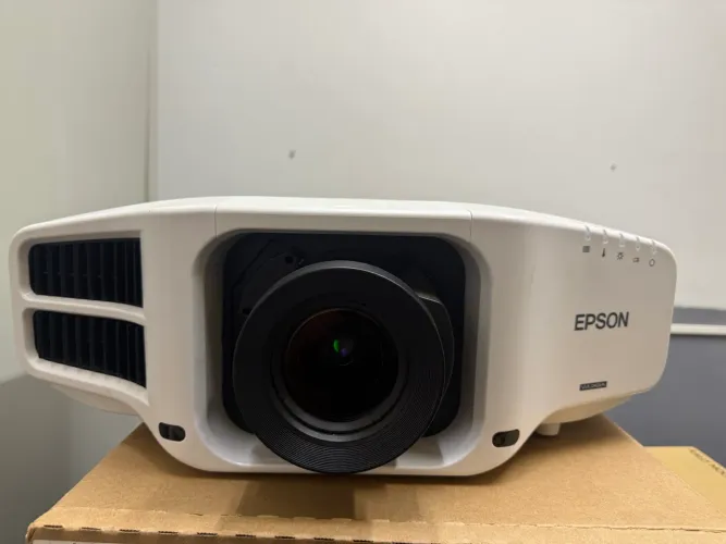 Projetor Epson pro G7500u