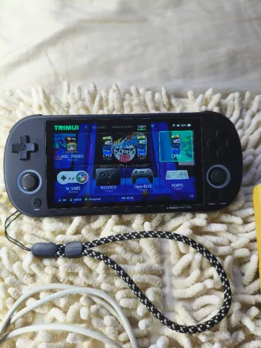 Smart pro já vai com jogos do PSP PS1 e super Nintendo