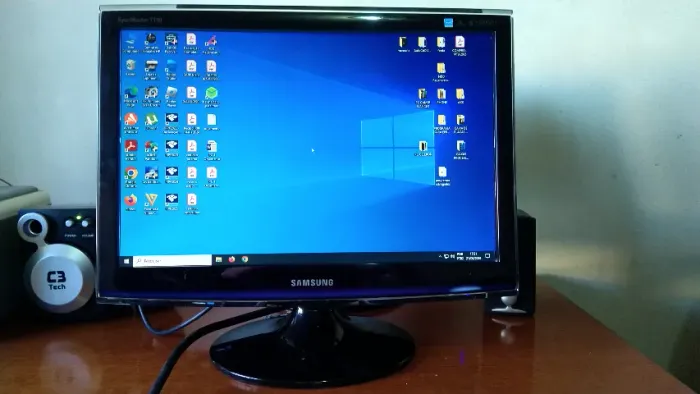 Monitor Samsung SyncMaster T190 LCD widescreen 19 polegadas,Vga Dvi,Exelente Impecável