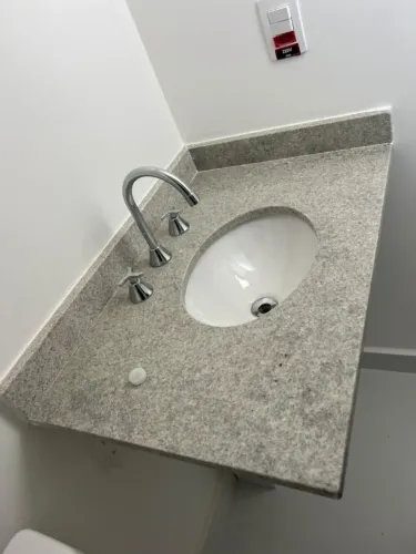 Pia de Granito Cinza 75x50 - Moderna, Compacta e Sofisticada!