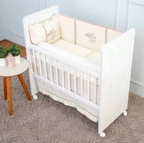 Kit mini berço luxo linho algodão menina bordado