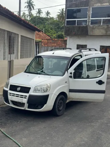 Fiat Doblo Essence 1.8 Flex 16V 5P 2013
