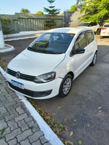 Volkswagen Fox 1.0 MI Total Flex 8V 5P 2013