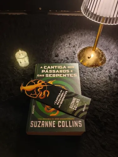 Livro - A cantiga dos pássaros e das serpentes Saga: Jogos vorazes
