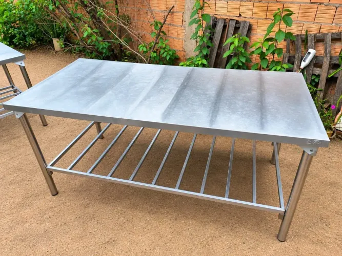 Mesa inox 1,90 metros