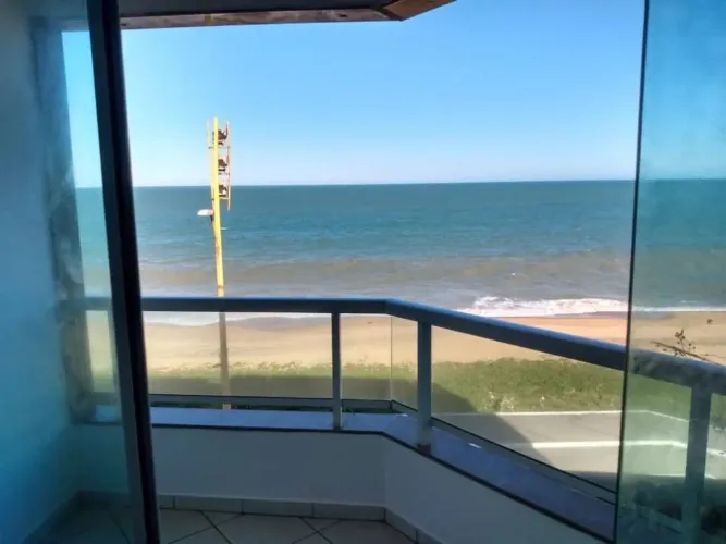 Atlântica Imóveis tem excelente Apartamento para Locação nos Cavaleiros, Macaé/RJ