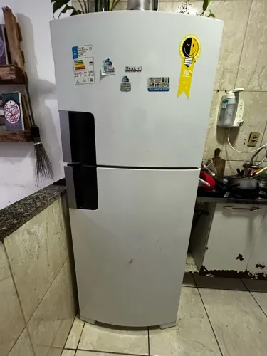 Vendo geladeira consul