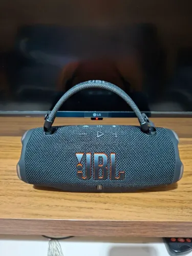 JBL Charge 6
