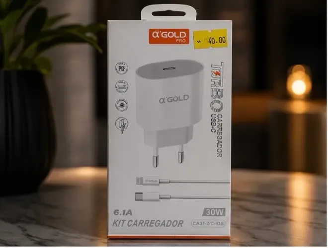 Carregador primeira Linha Lightning Turbo IPhone| 3 meses garantia loja?