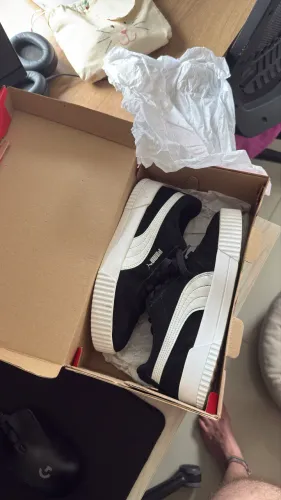 Tênis Puma Carina BDP Preto e Branco - Tam 35 - Perfeito na caixa