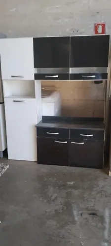 Vendo armário de cozinha de parede