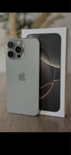 iPhone 16 Pro Max 512GB Titânio Natural - Excelente Estado