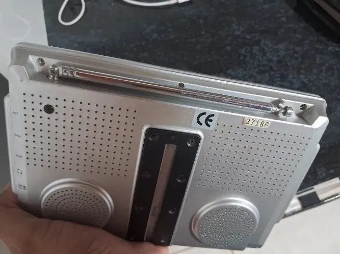 tela de dvd automotivo ou residencial 7 polegadas com pen drive tv cartão sd