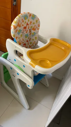 Cadeirão de alimentação 2 em 1 com mesinha