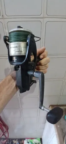 Molinete shimano Baitrunner 6500