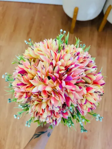 Buquê de flores para casamento civil