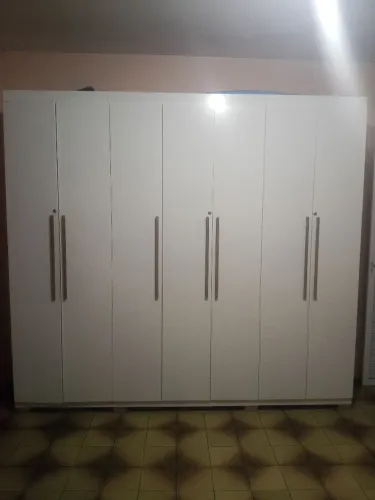 Guarda roupa 7 portas