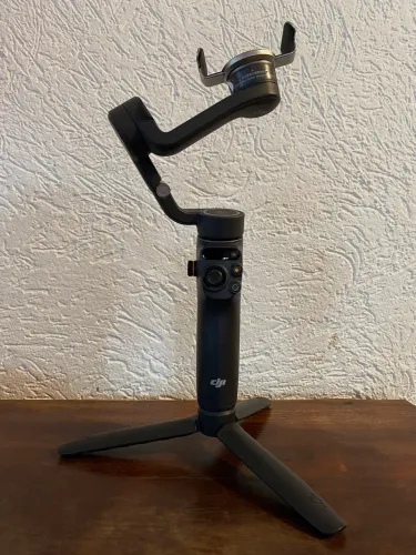 gimbal dji osmo mobile 6