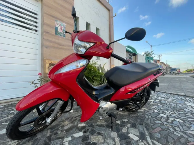 Biz 125 EX 2015