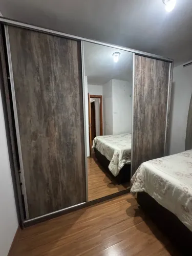 Guarda roupa casal