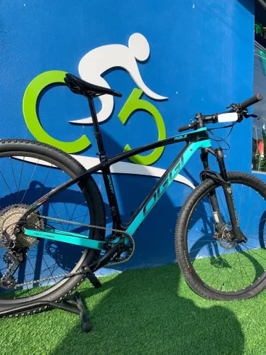 Agile Sport Tamanho 17