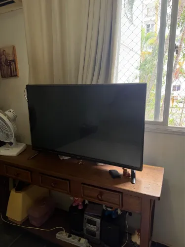 TV 42 polegadas LG cinema 3D muito nova