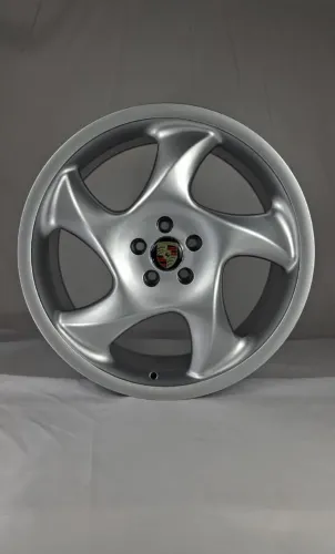 Pneus Neova+Rodas modelo Porsche Cup 5x100 aro 18 + Pneus Neova