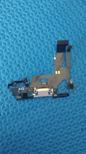 Flex de carga iPhone 11 original retirado