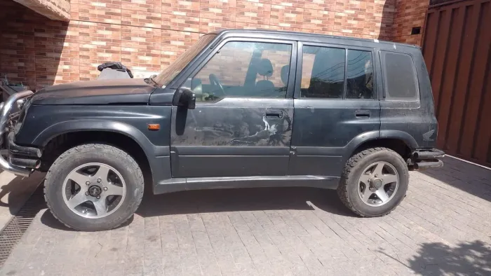 Suzuki Vitara JLX 2.0 V6 4X4 1997