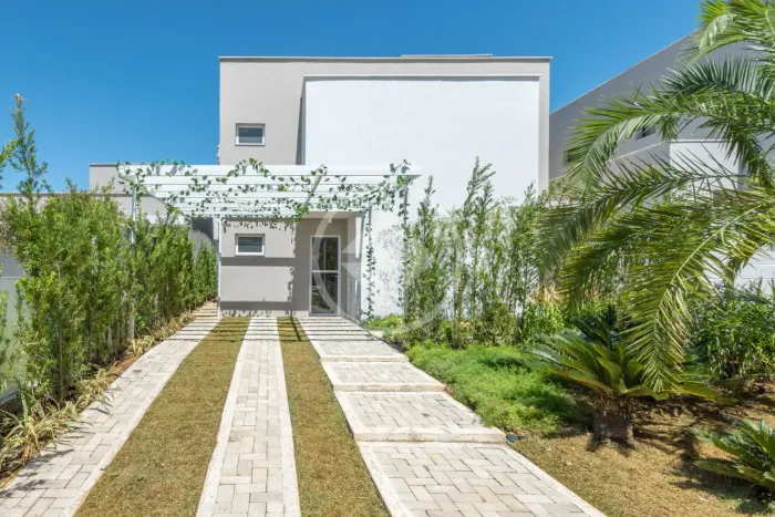 ÁGIO CASA EM CONDOMÍNIO JARDINS CANNES codigo: 352073