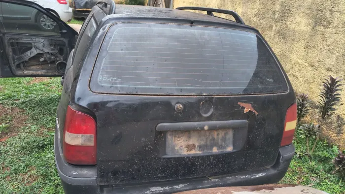 Tampa traseira Parati G3