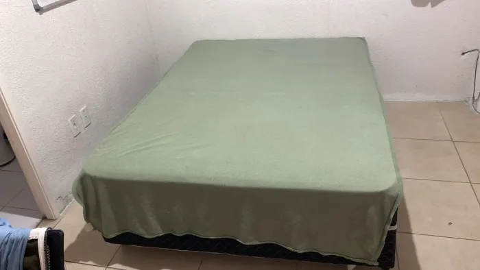GELADEIRA, CAMA E FOGÃO (JÁ VAI COM BOTIJAOE MANGUEIRA)