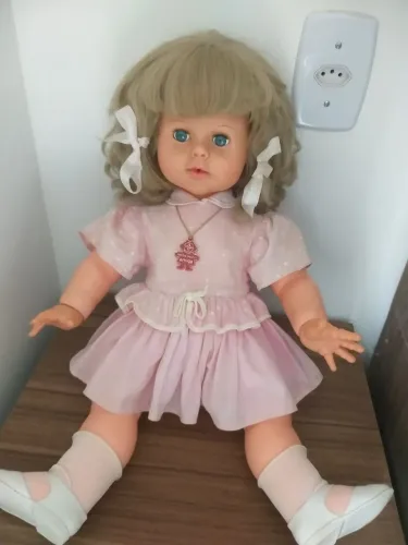 Boneca beijoca 1990