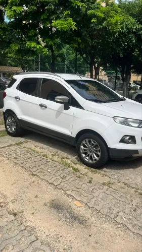 Ford Ecosport Freestyle 1.6 16V Flex 5P 2014