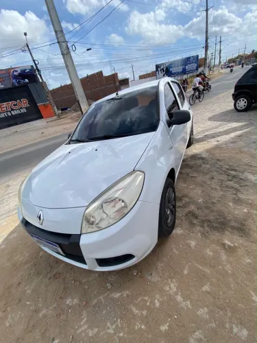 Renault Sandero Authentique Hi-flex 1.0 16V 5P 2013