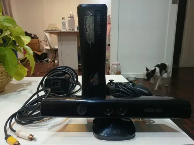 Xbox360 Slim completo (controle + kinect + jogos)