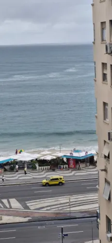 Apartamento em Copacabana | Vista Mar | 2 Quartos + Suíte | Entre Posto 5 e 6