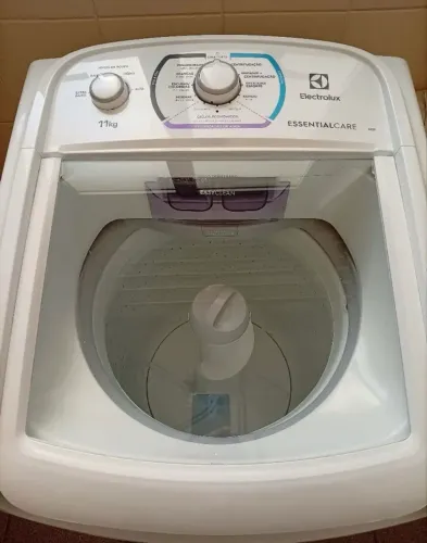 Máquina de lavar 11kg Electrolux essencial café