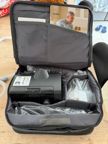 CPAP - AirSense AutoSet + Máscara - Ambos da marca RESMED