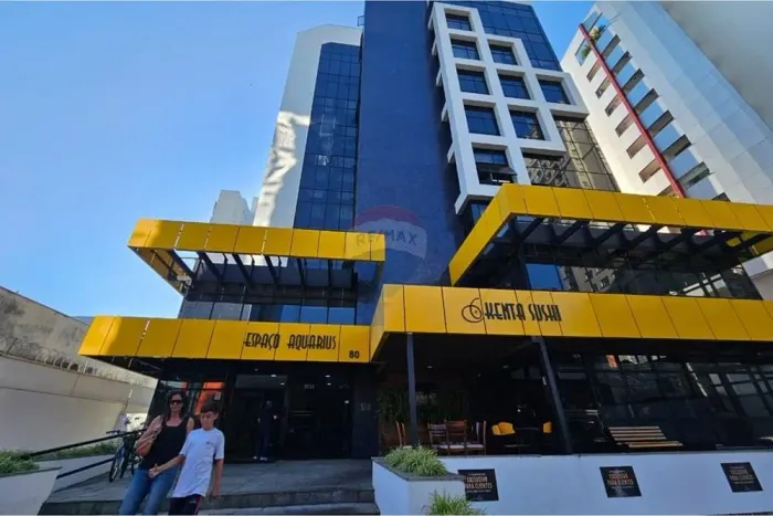 Sala Comercial no Coração de SJC - 35m² e 1 Vaga